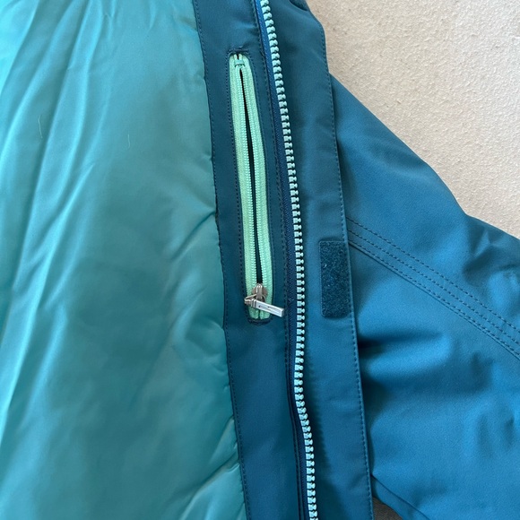 Obermeyer teen girl insulated ski jacket size XL - Picture 9 of 13